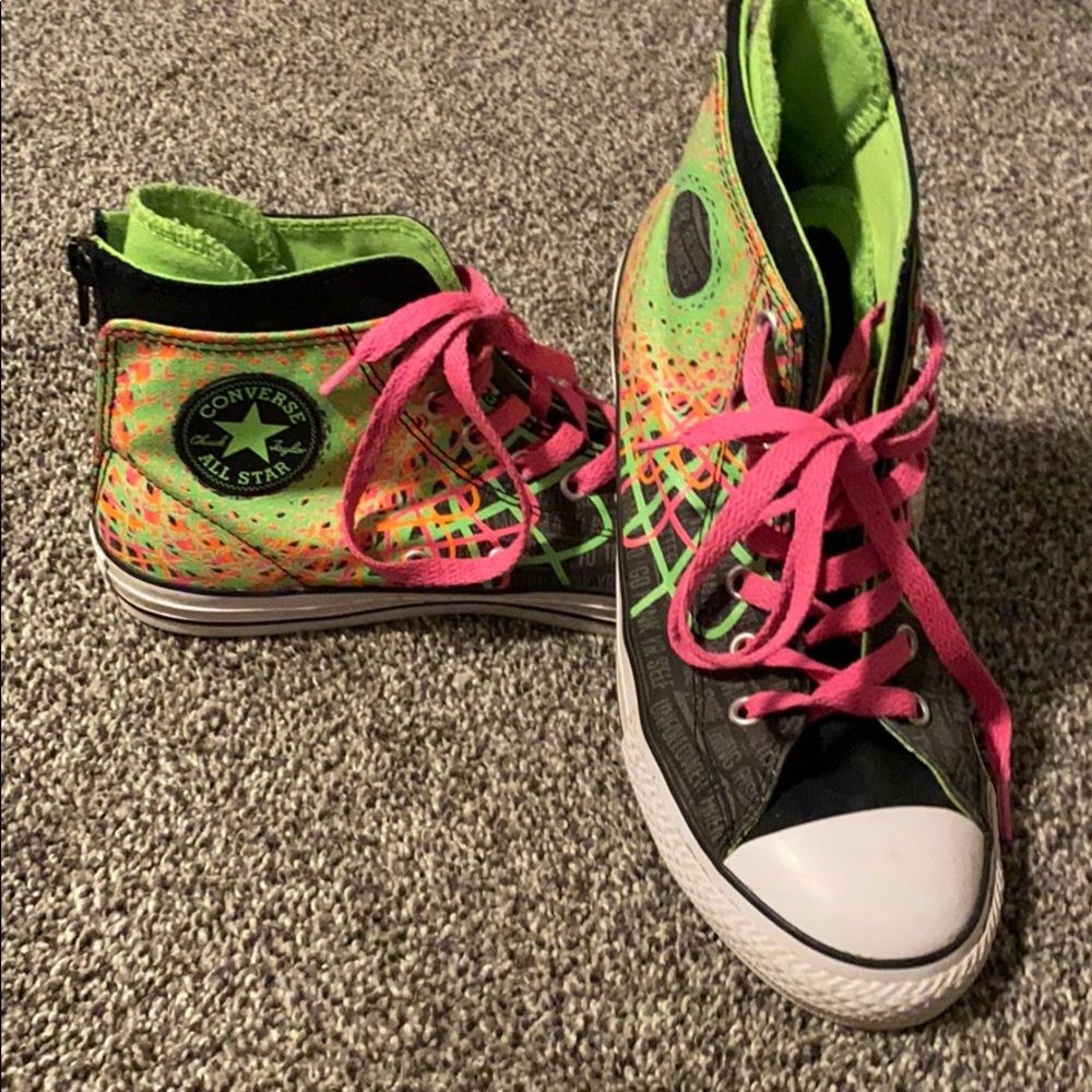 Converse High Tops Neon like new